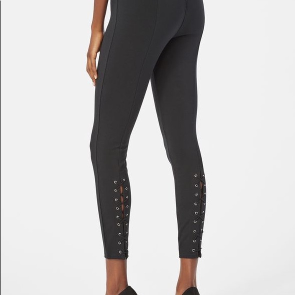💋JUST FAB BACK LACE UP LEGGINGS💋